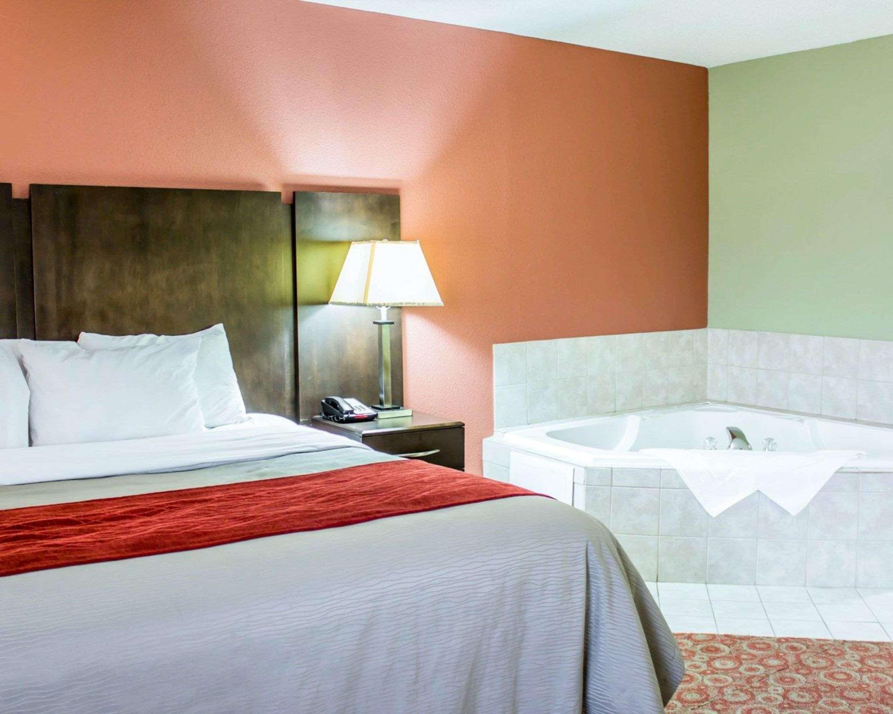 Quality Inn Raleigh Downtown Eksteriør bilde