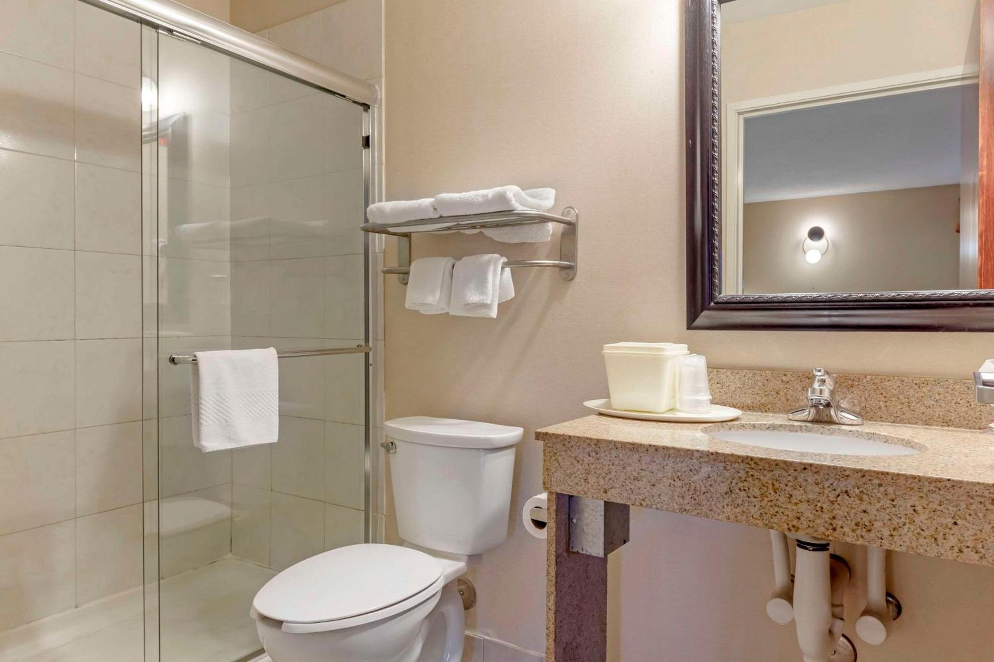 Quality Inn Raleigh Downtown Eksteriør bilde