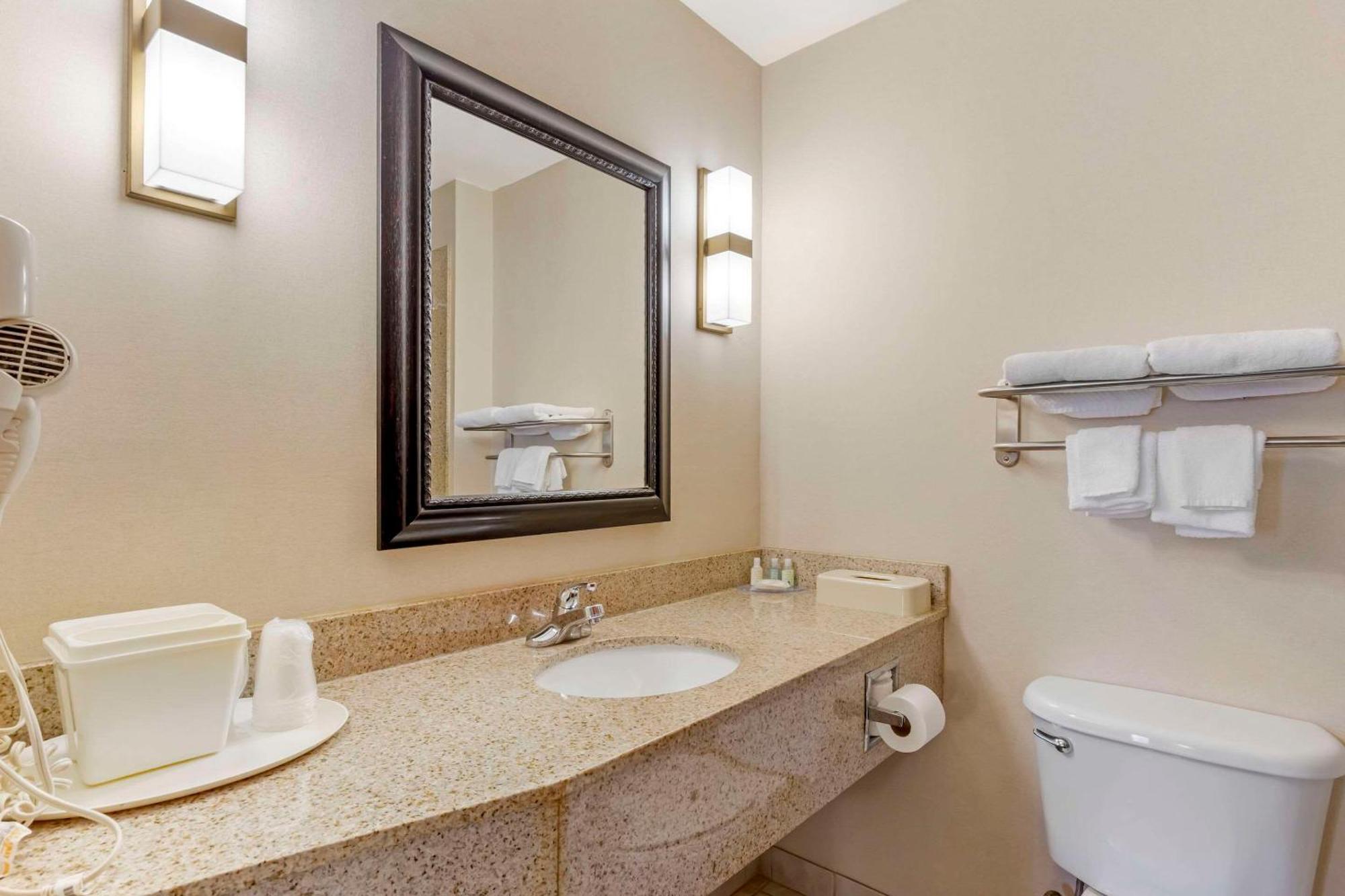 Quality Inn Raleigh Downtown Eksteriør bilde