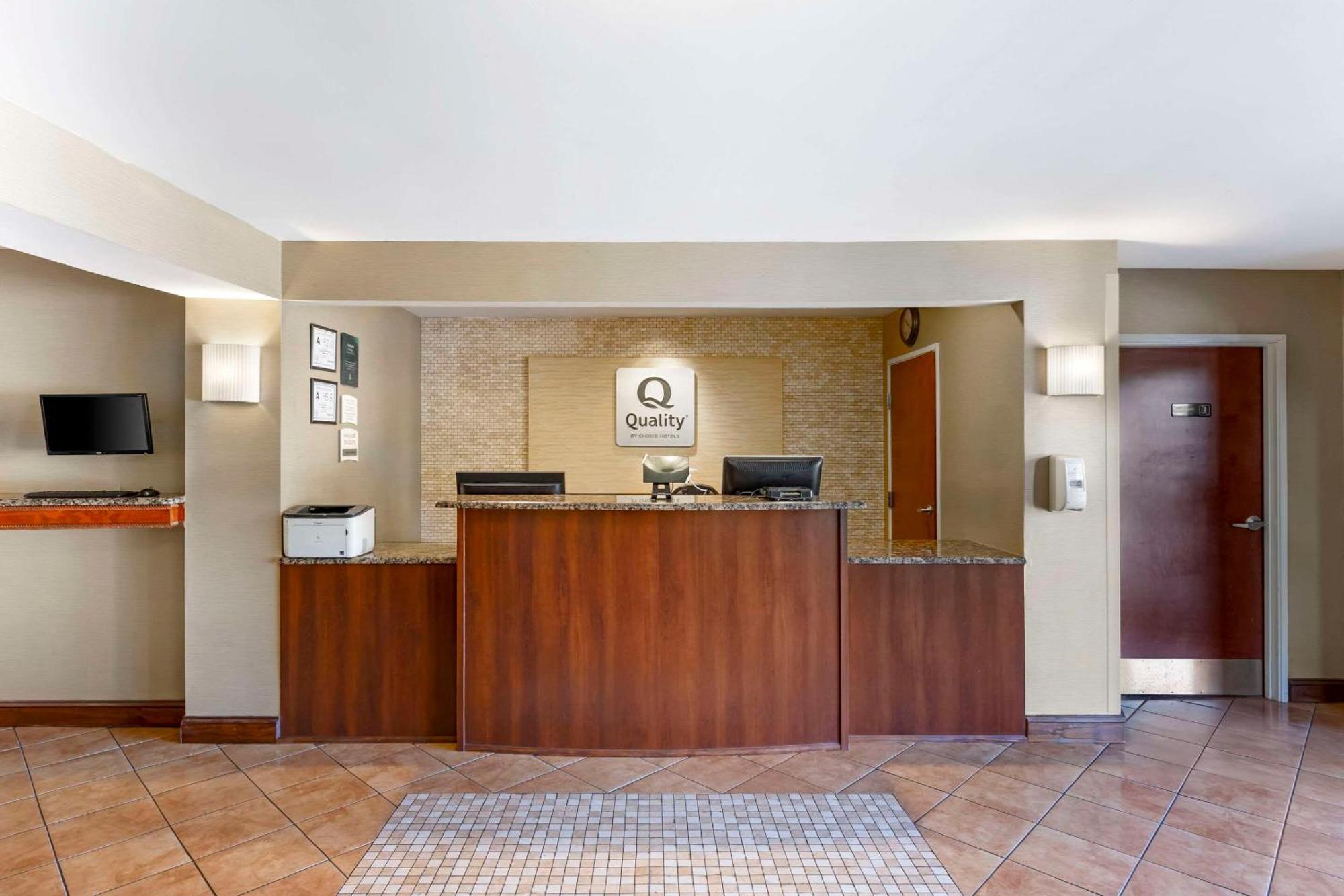 Quality Inn Raleigh Downtown Eksteriør bilde